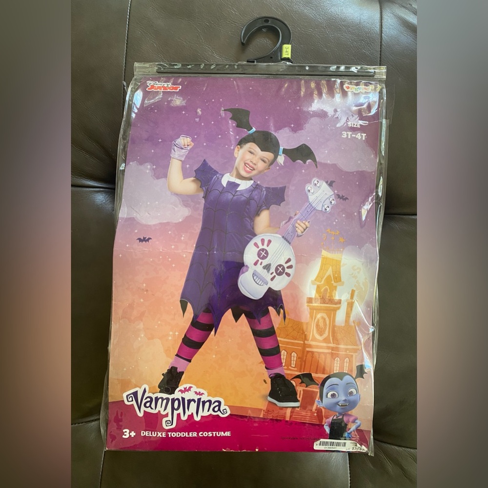 Child’s Vampirina Costume